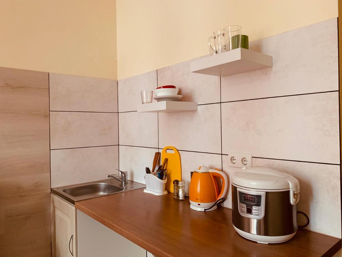 Doba In Ua Studio Irpin Apartments Bagian luar foto