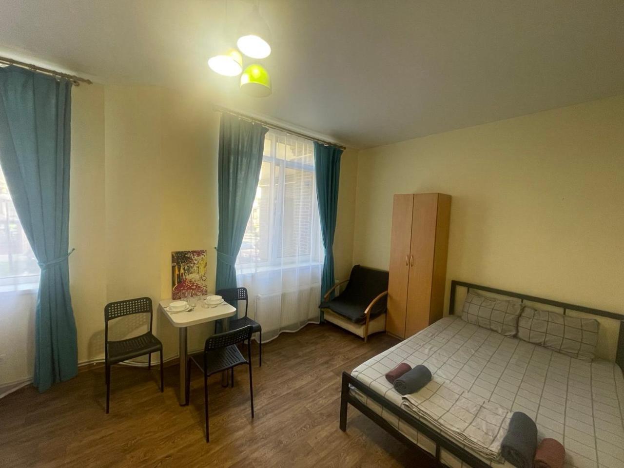 Doba In Ua Studio Irpin Apartments Bagian luar foto